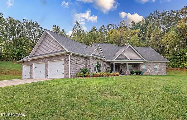 1.89 Acres of Residential Land with Home for Sale in Knoxville, Tennessee