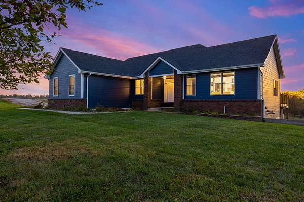 7.24 Acres of Residential Land with Home for Sale in Prairie City, Iowa