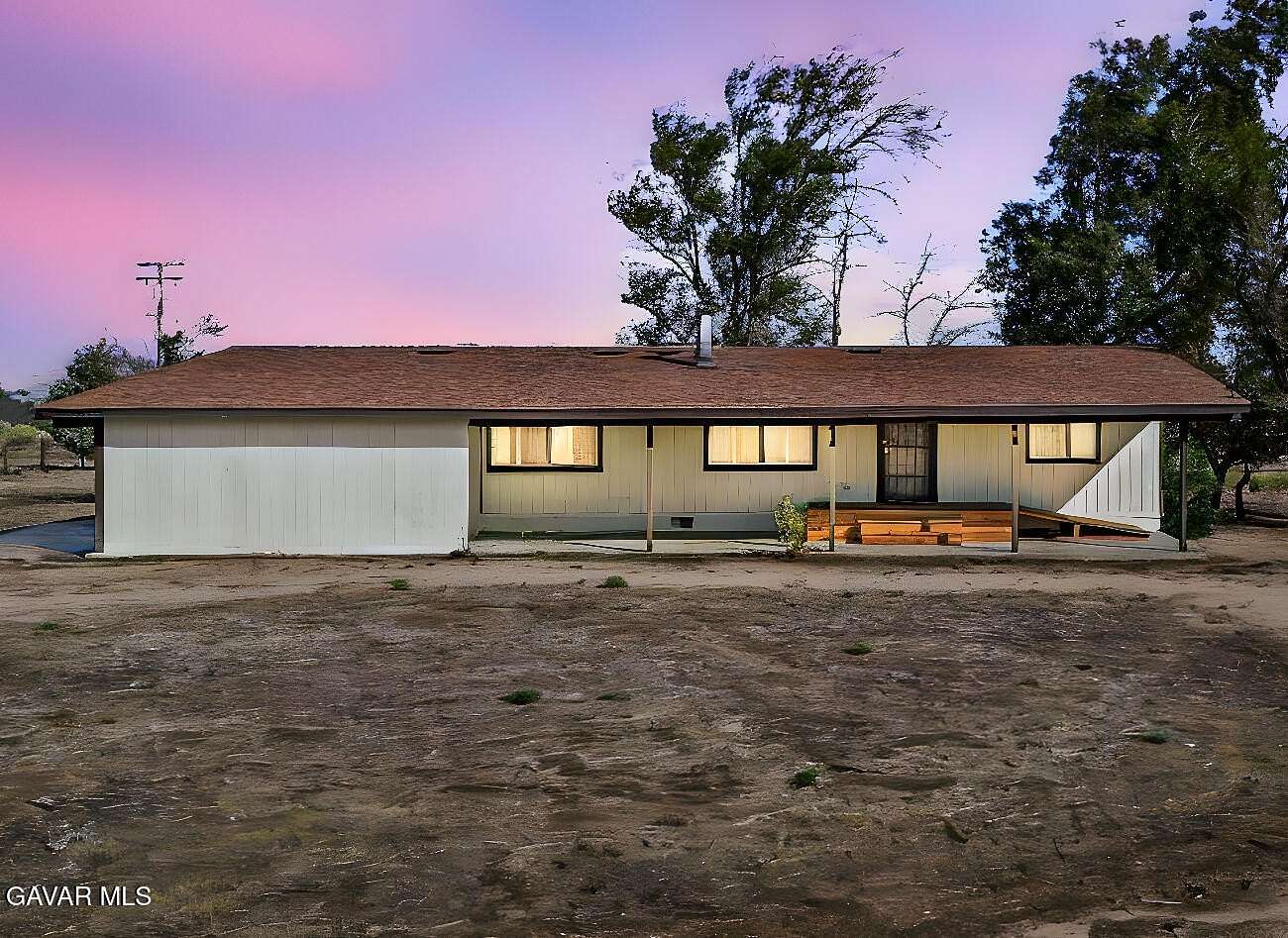 4.63 Acres of Land with Home for Sale in Lancaster, California