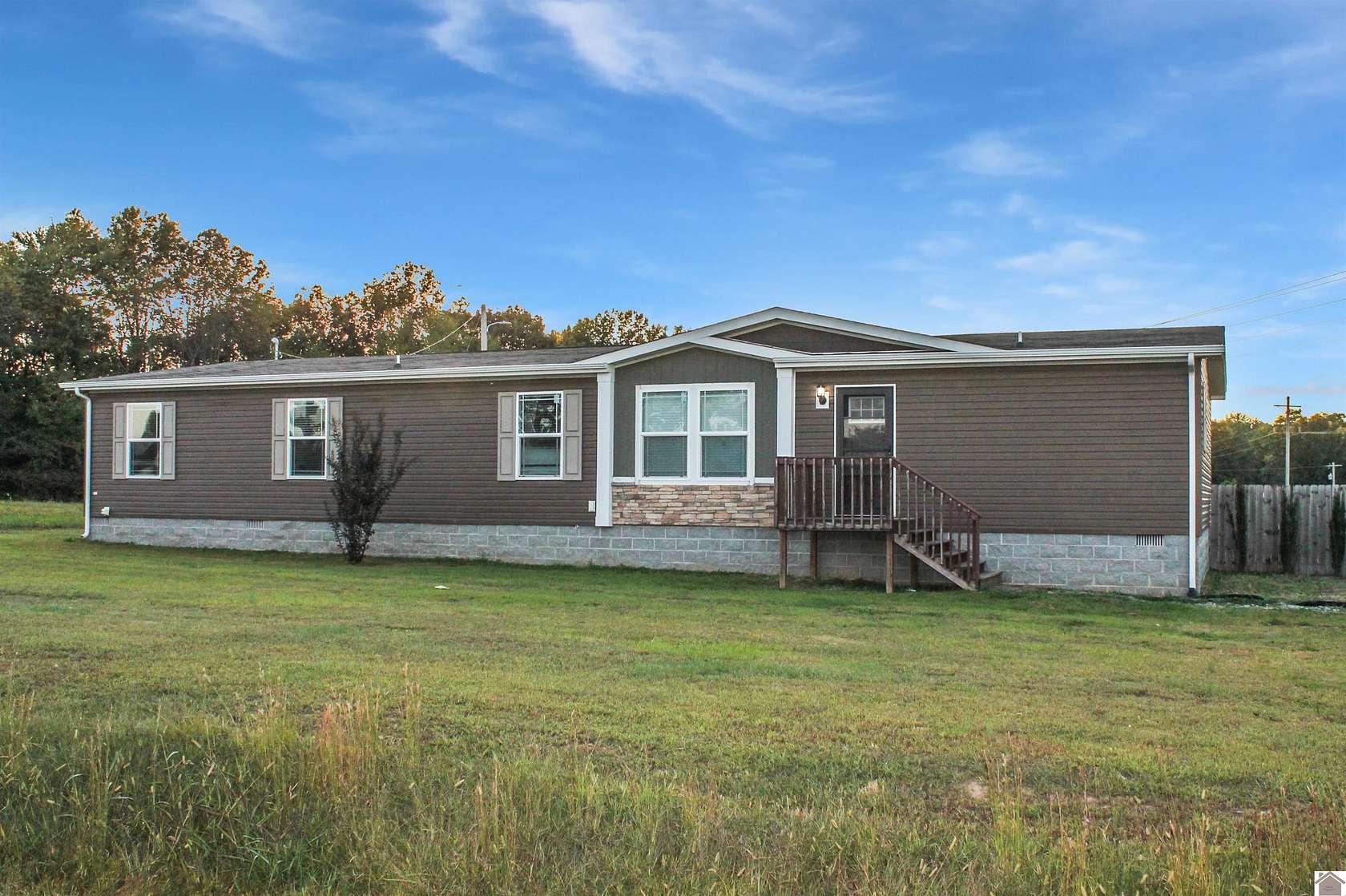 3.82 Acres of Residential Land with Home for Sale in Kevil, Kentucky