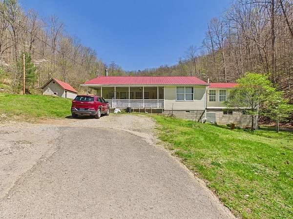 47.5 Acres of Land with Home for Sale in Meally, Kentucky