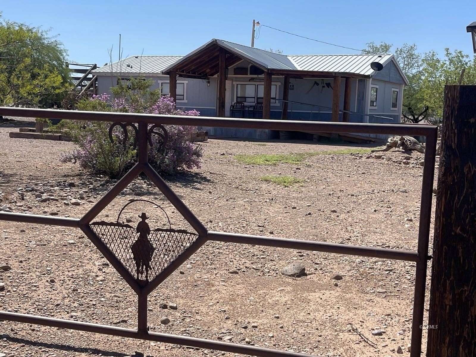 8.73 Acres of Land with Home for Sale in Safford, Arizona