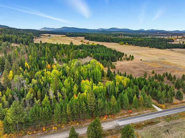 19 Acres of Land for Sale in Clayton, Washington