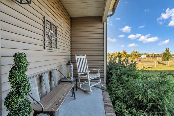 1.84 Acres of Residential Land with Home for Sale in White House, Tennessee