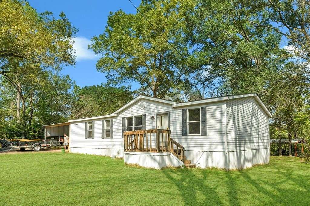 10 Acres of Land with Home for Sale in Pollok, Texas