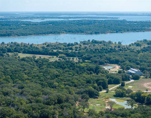 29.8 Acres of Land with Home for Sale in Valley View, Texas