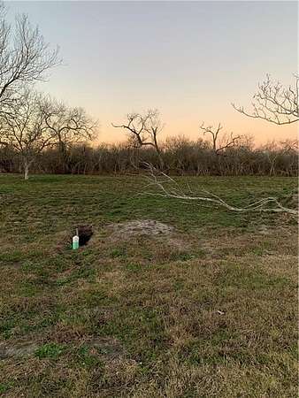 Residential Land for Sale in Skidmore, Texas