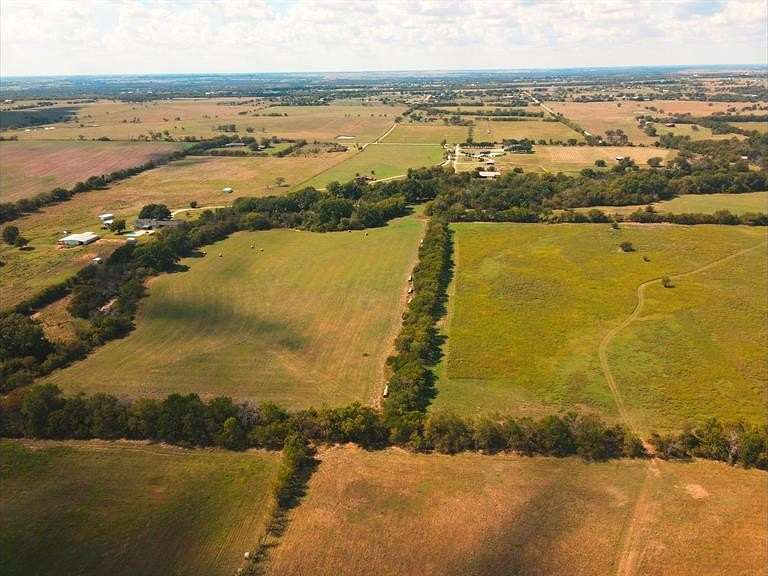 23 Acres of Agricultural Land for Sale in Sanger, Texas
