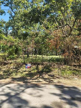 0.13 Acres of Land for Sale in Gun Barrel City, Texas