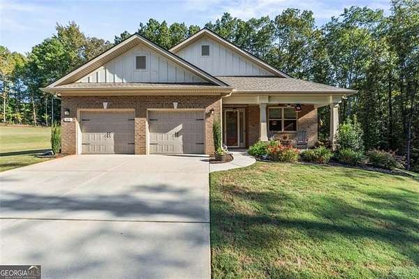 3.24 Acres of Residential Land with Home for Sale in Locust Grove, Georgia