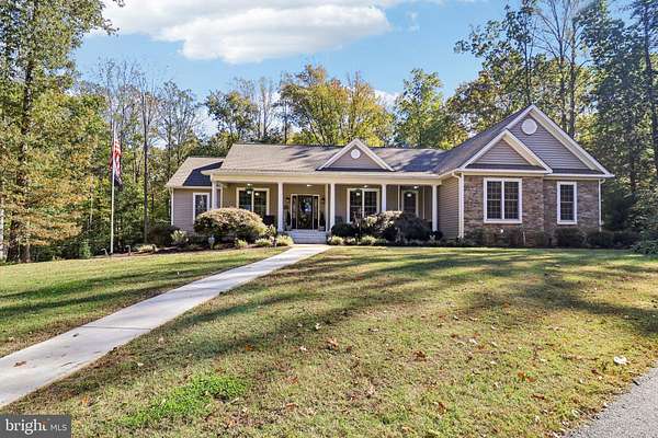 5 Acres of Residential Land with Home for Sale in Fredericksburg, Virginia