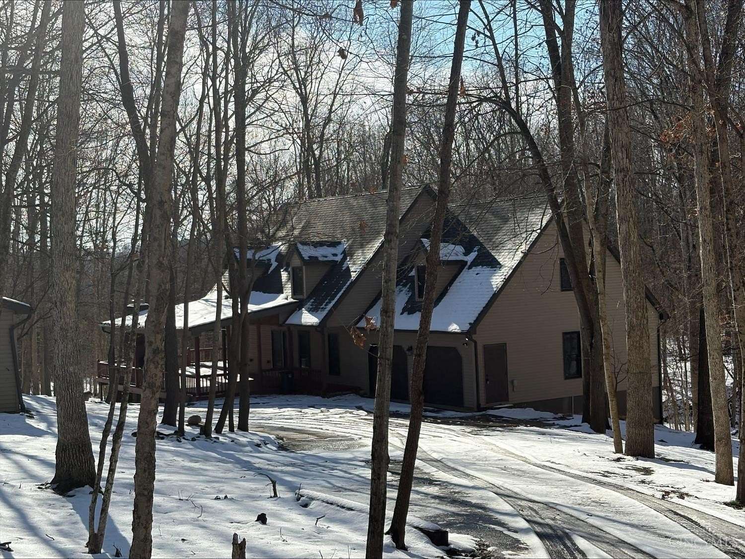 11.2 Acres of Land with Home for Sale in Washington Township, Ohio