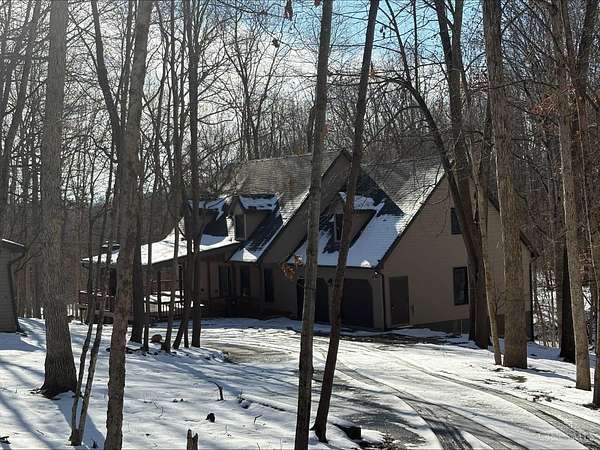 11.2 Acres of Land with Home for Sale in Washington Township, Ohio