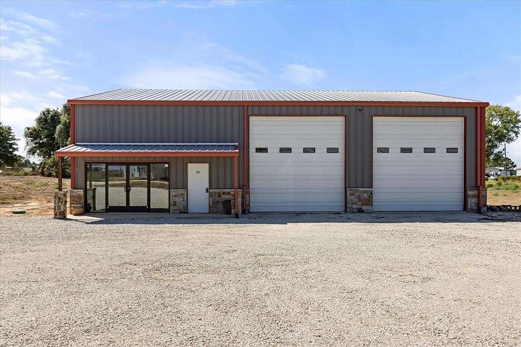 2 Acres of Commercial Land for Sale in Tolar, Texas