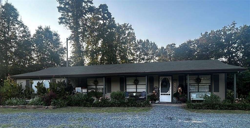 1.56 Acres of Residential Land with Home for Sale in Linden, Texas