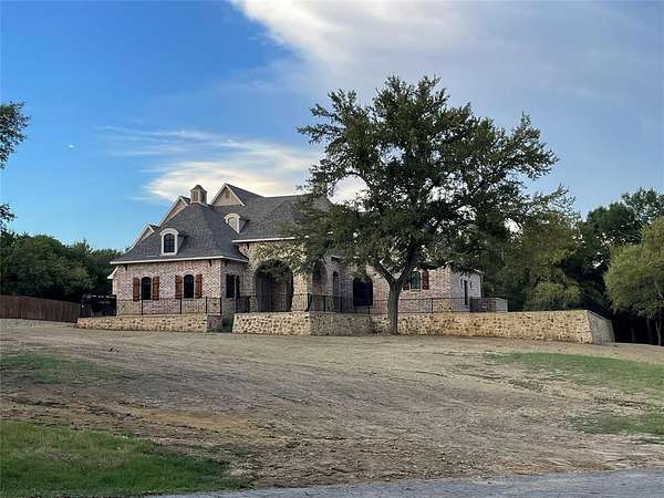 6 Acres of Residential Land with Home for Sale in Sherman, Texas