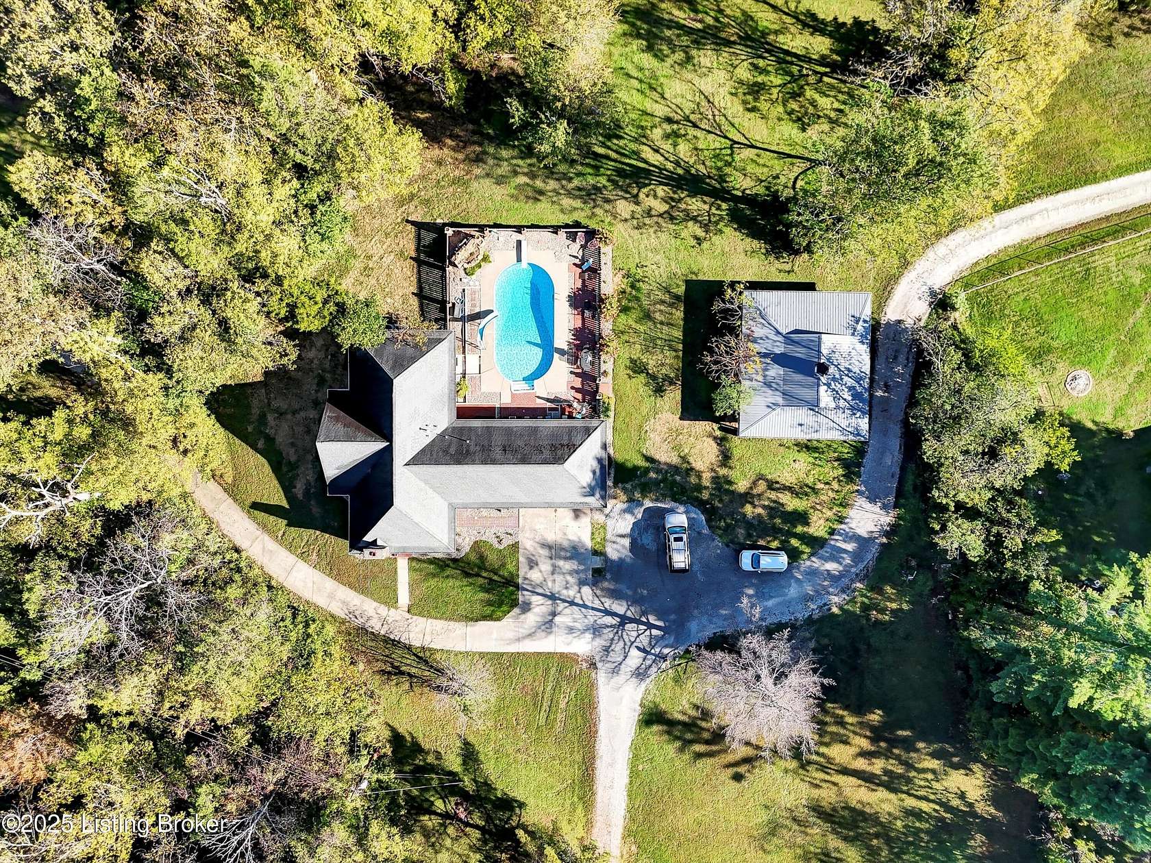 5.38 Acres of Residential Land with Home for Sale in Louisville, Kentucky