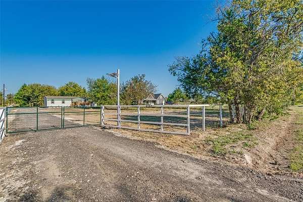 1.84 Acres of Residential Land with Home for Sale in Chatfield, Texas