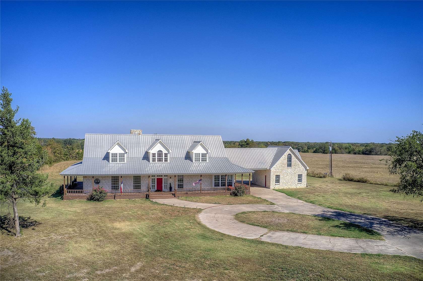 148 Acres of Recreational Land with Home for Sale in Sulphur Springs, Texas