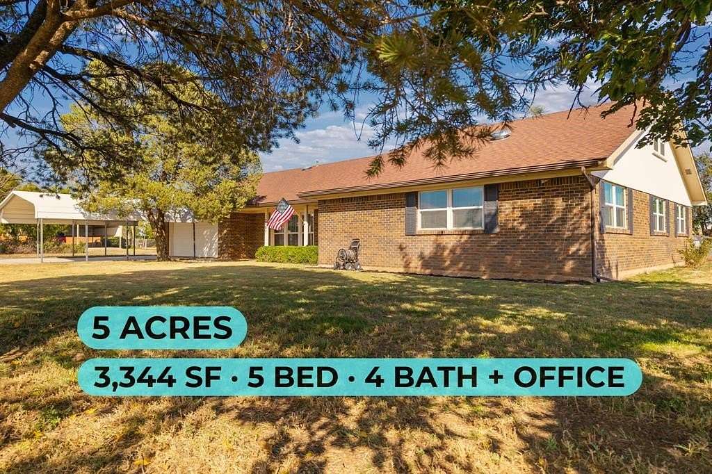 5 Acres of Residential Land with Home for Sale in Amarillo, Texas