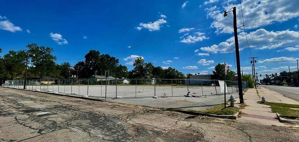 0.68 Acres of Commercial Land for Sale in Bonham, Texas