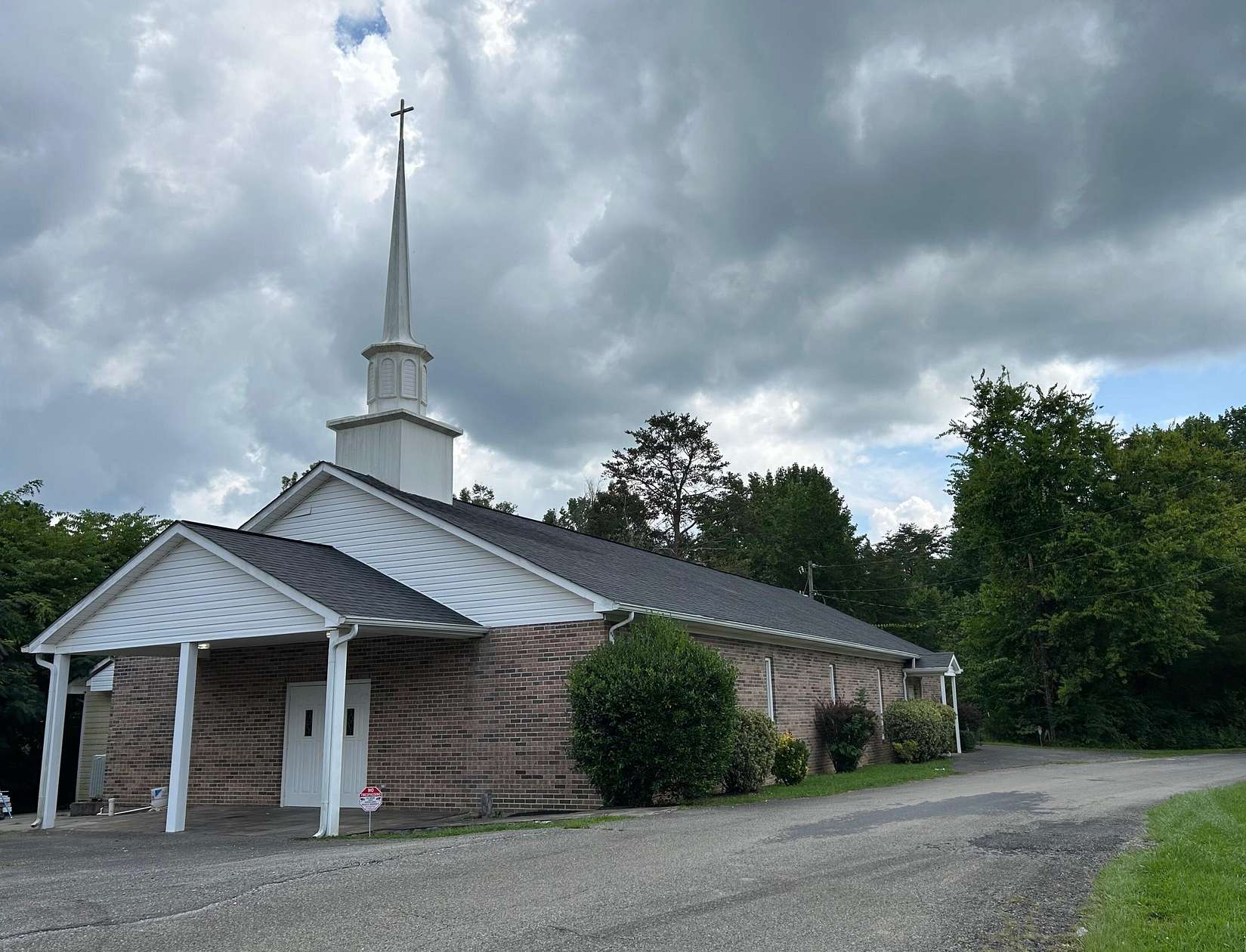 1.5 Acres of Improved Residential Land for Sale in Tellico Plains, Tennessee