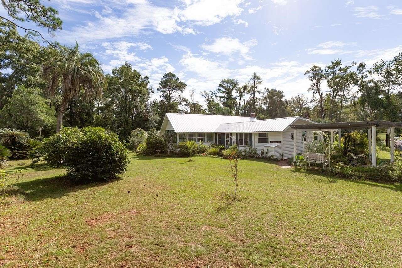 3.54 Acres of Land with Home for Sale in Monticello, Florida