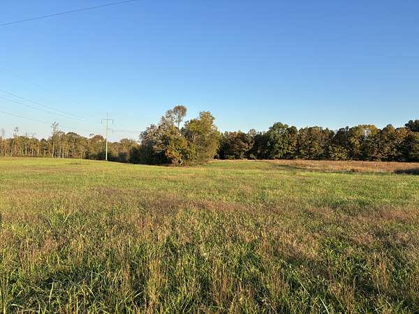 1.48 Acres of Residential Land for Sale in Lafayette, Tennessee