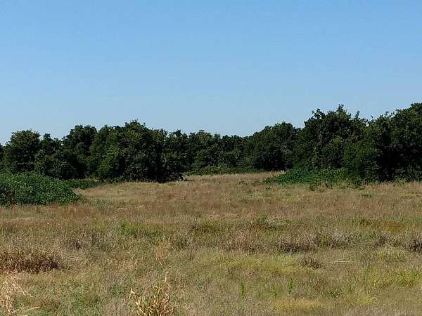 10.9 Acres of Land for Sale in Guthrie, Oklahoma
