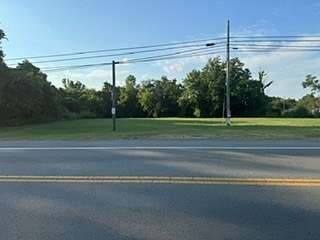 1.6 Acres of Mixed-Use Land for Sale in Shelbyville, Tennessee