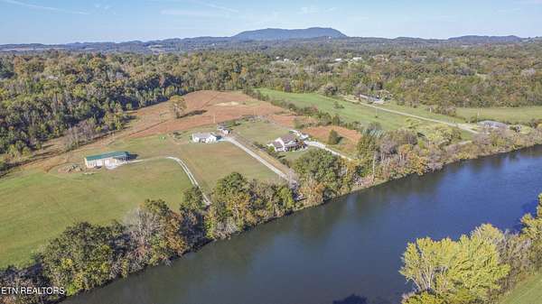 2.16 Acres of Residential Land with Home for Sale in Mascot, Tennessee
