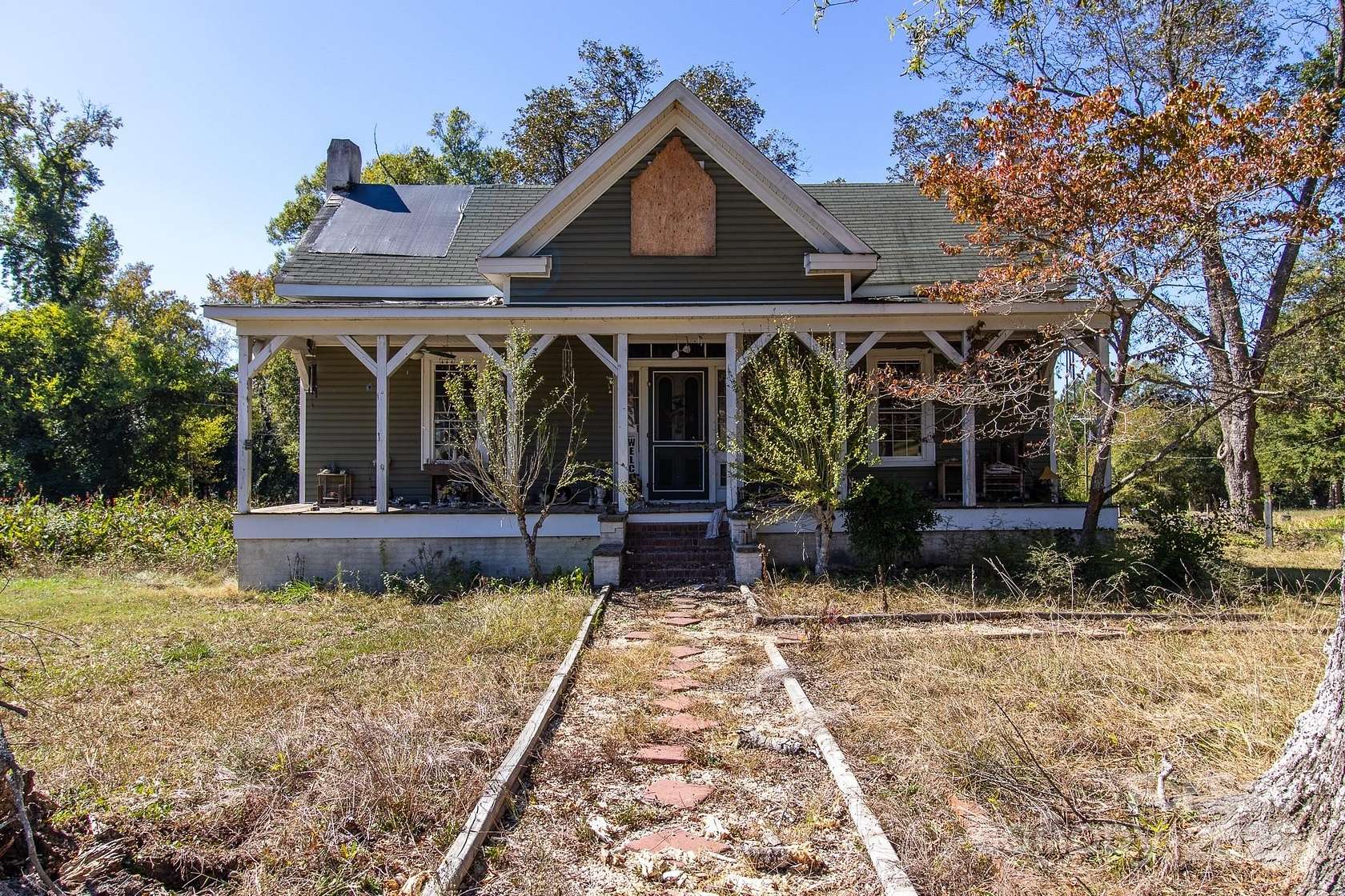 2.4 Acres of Residential Land with Home for Sale in Blackstock, South Carolina