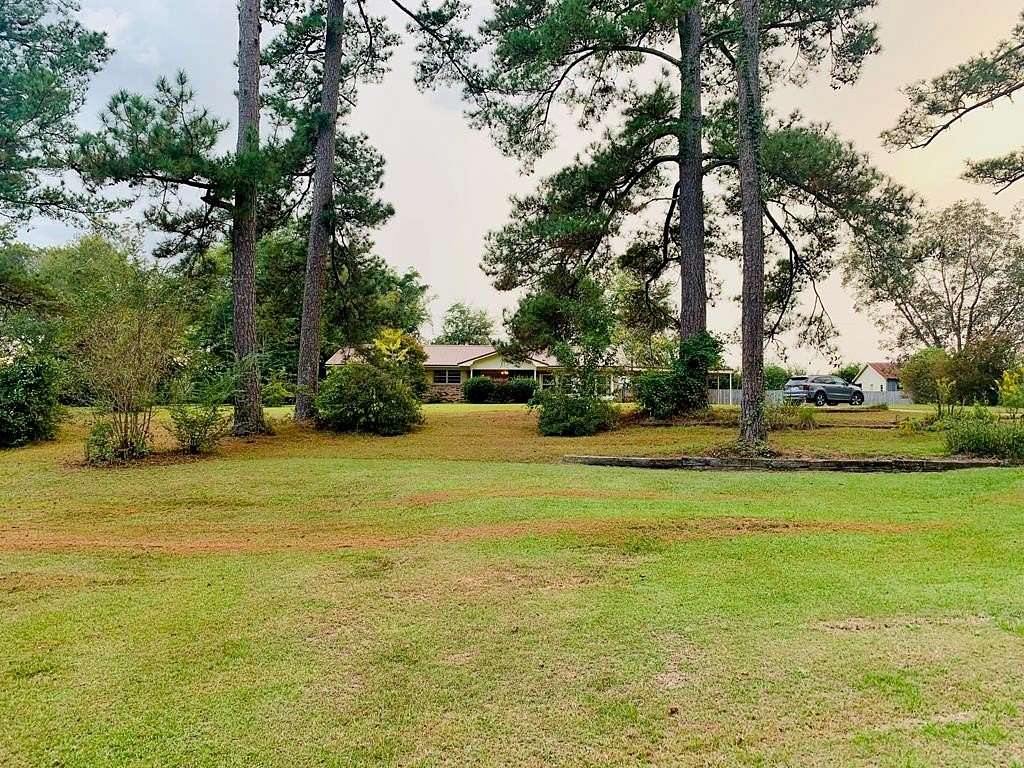2 Acres of Residential Land with Home for Sale in Columbia, Alabama