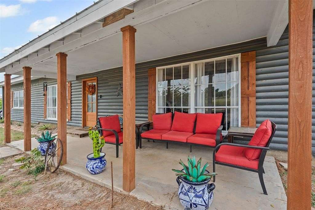 3 Acres of Residential Land with Home for Sale in Bridgeport, Texas