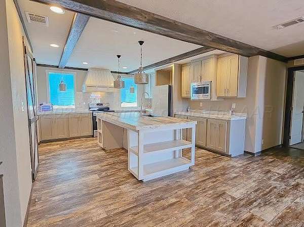 10 Acres of Residential Land with Home for Sale in Amarillo, Texas