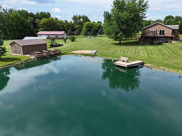 8 Acres of Residential Land with Home for Sale in Dakota, Illinois