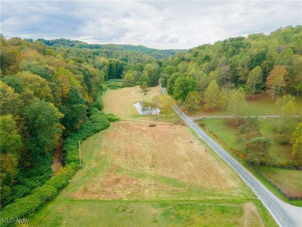 14 Acres of Recreational Land for Auction in Millersburg, Ohio