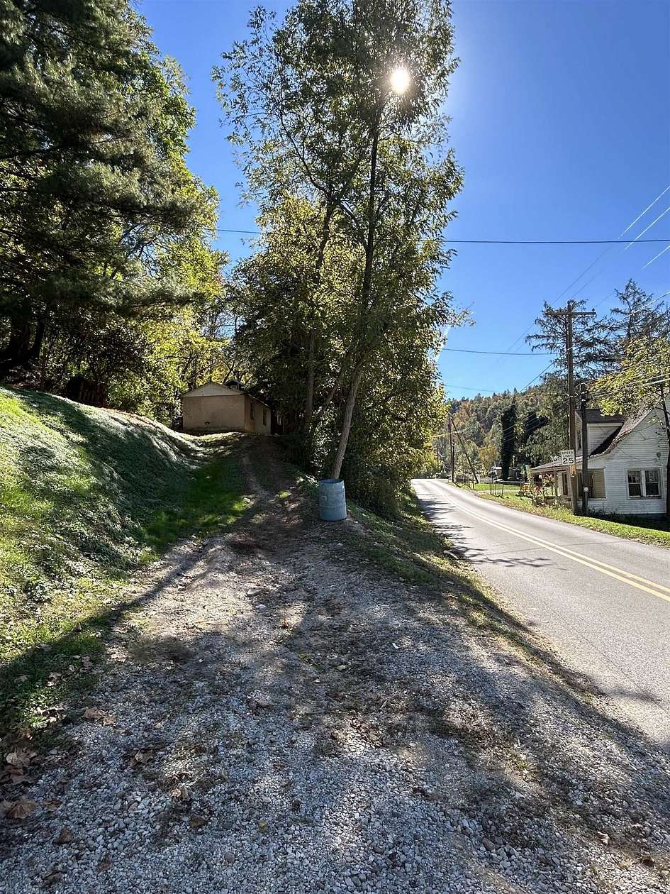 2 Acres of Residential Land for Sale in Huntington, West Virginia