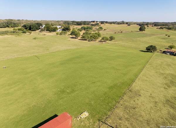 2 Acres of Residential Land for Sale in Stockdale, Texas