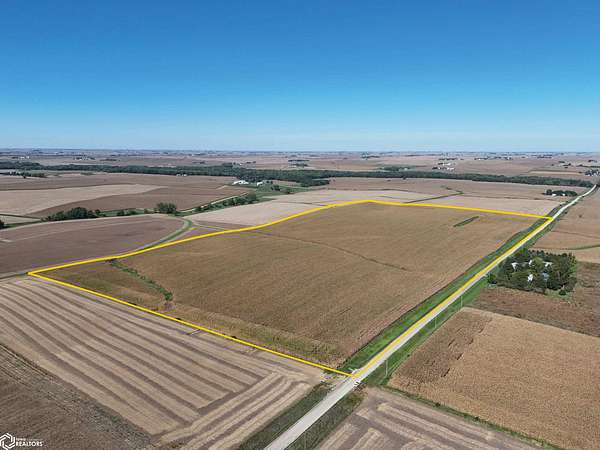 80 Acres of Agricultural Land for Sale in Traer, Iowa