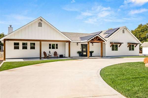 10 Acres of Residential Land with Home for Sale in Durham, California