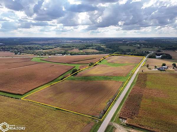 27 Acres of Agricultural Land for Sale in Tipton, Iowa