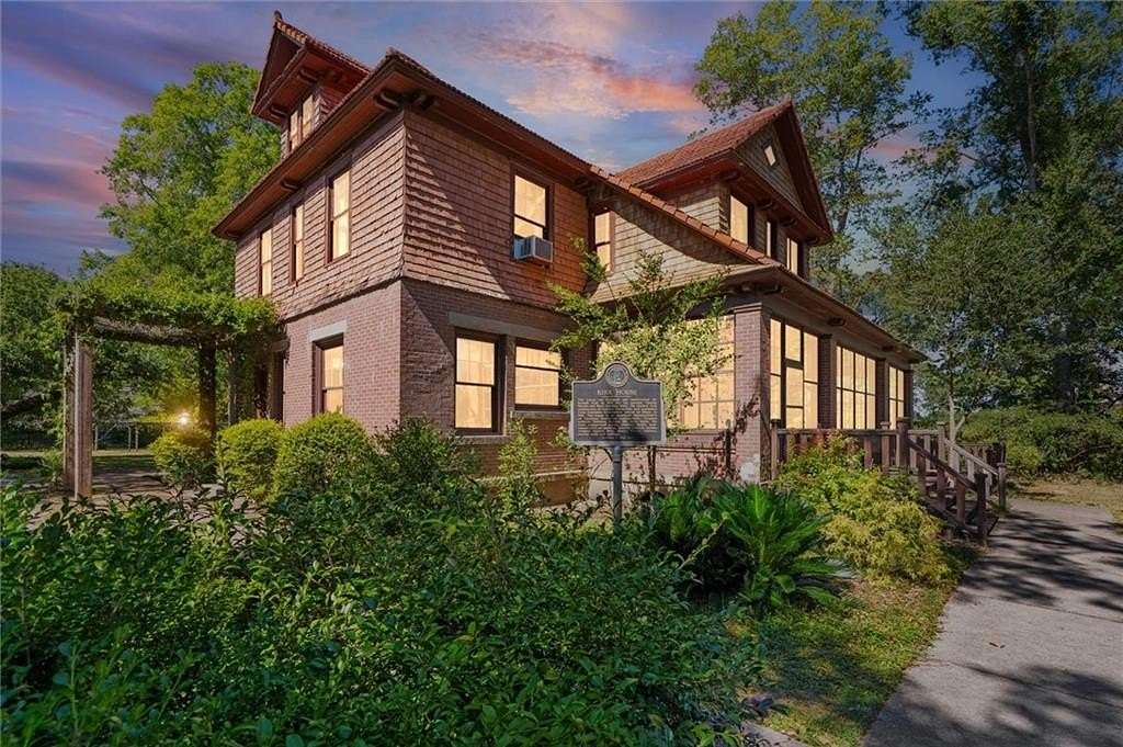 90.4 Acres of Recreational Land with Home for Sale in Axis, Alabama