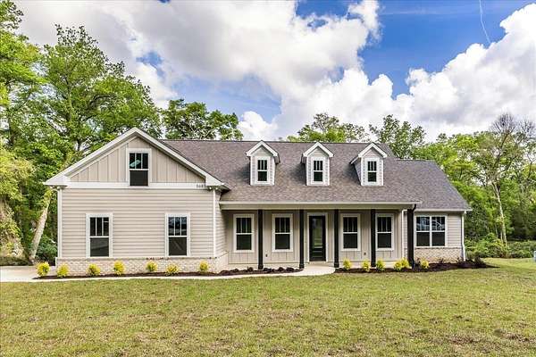 1.67 Acres of Residential Land with Home for Sale in Tallahassee, Florida