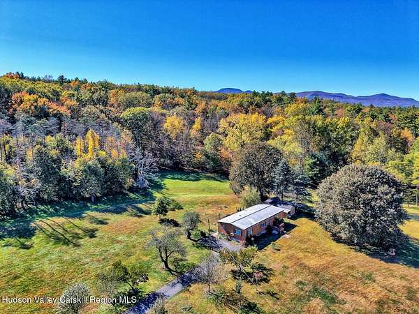 6 Acres of Residential Land with Home for Sale in Cairo, New York