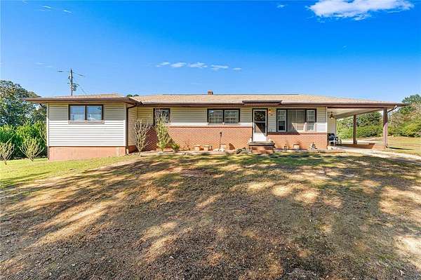 3.25 Acres of Residential Land with Home for Sale in West Union, South Carolina