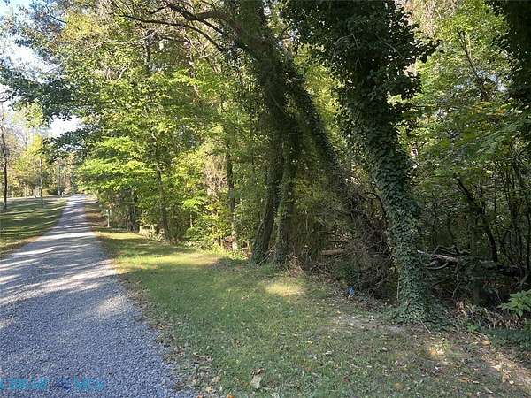 2.59 Acres of Residential Land for Sale in Urbanna, Virginia