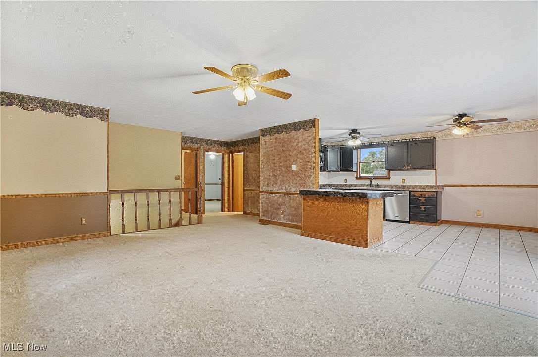 5.8 Acres of Residential Land with Home for Sale in Leetonia, Ohio