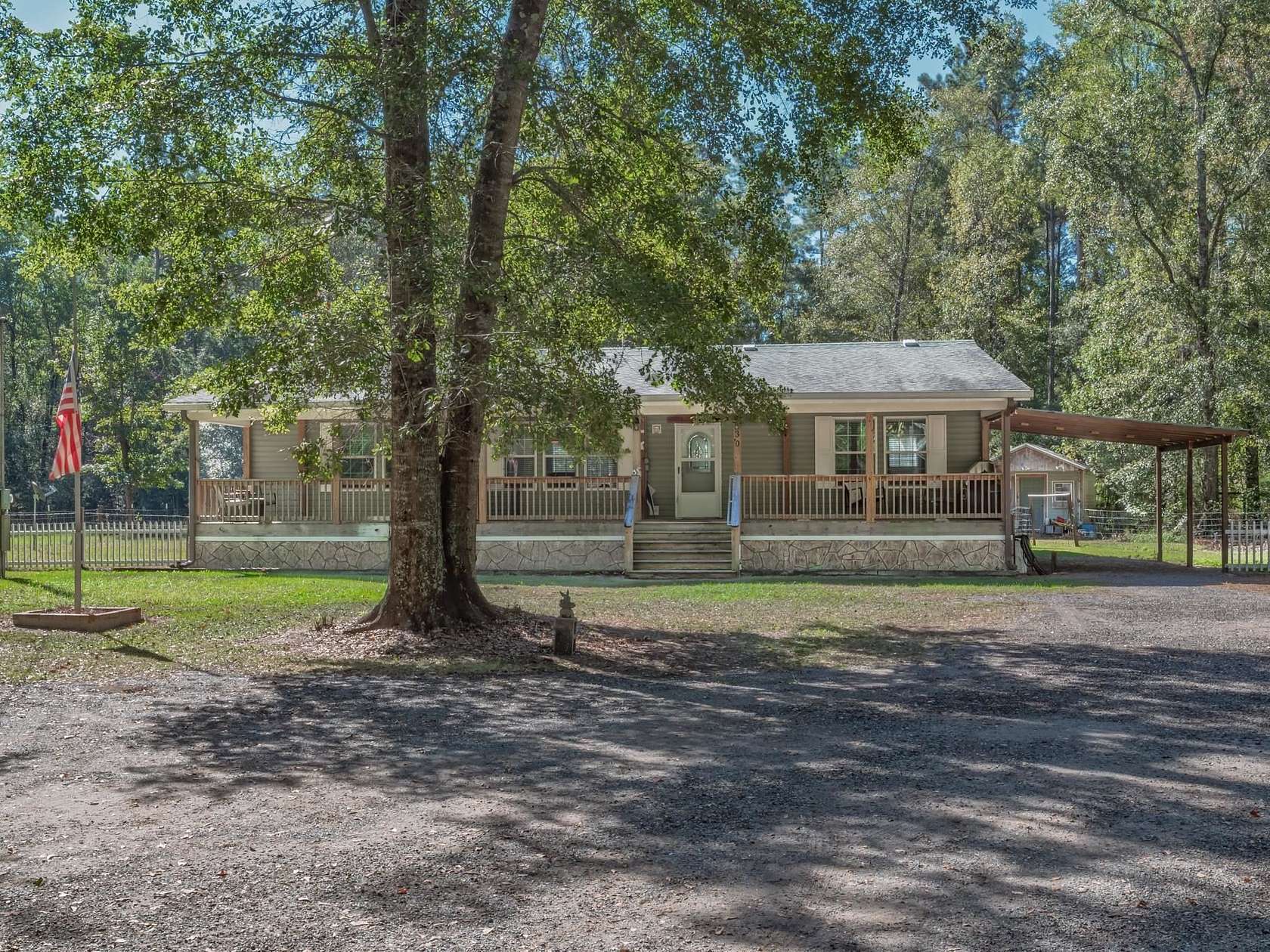 5 Acres of Residential Land with Home for Sale in Crawfordville, Florida