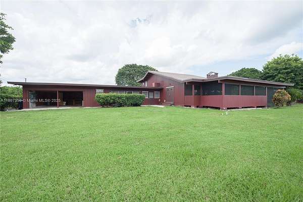 3.75 Acres of Residential Land with Home for Lease in Homestead, Florida